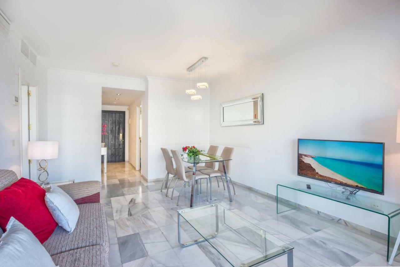 Jardines Del Puerto Appartement Marbella Buitenkant foto