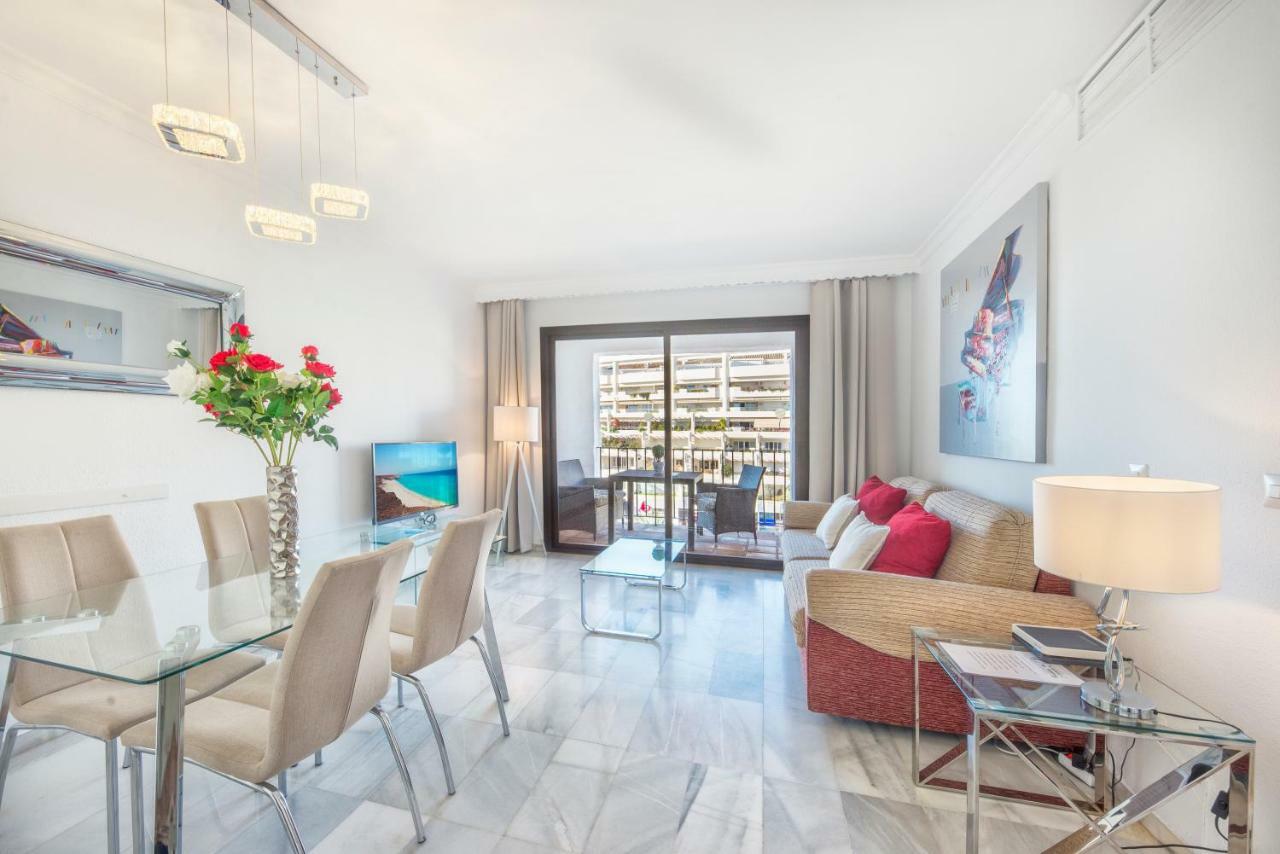 Jardines Del Puerto Appartement Marbella Buitenkant foto