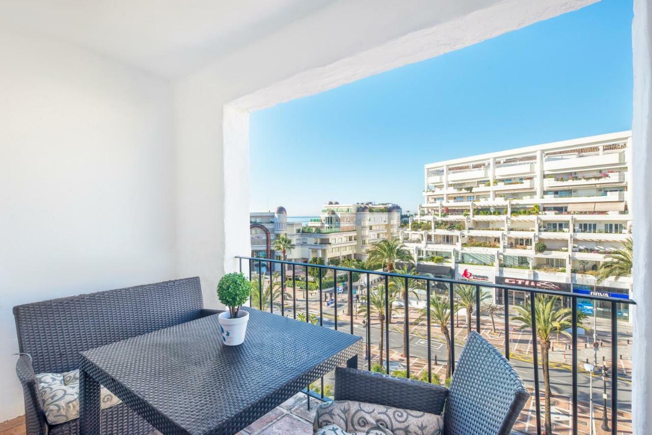 Jardines Del Puerto Appartement Marbella Buitenkant foto