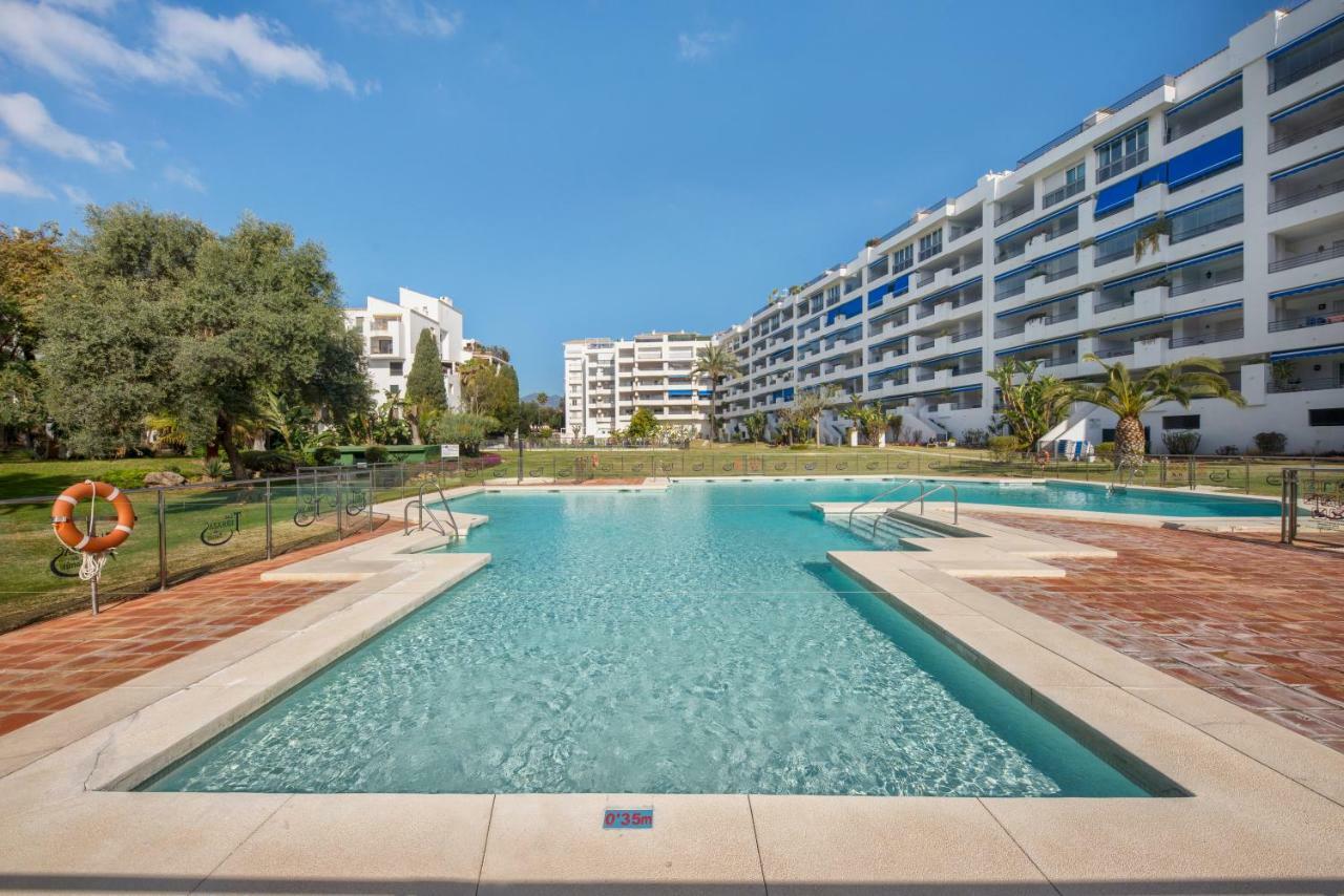 Jardines Del Puerto Appartement Marbella Buitenkant foto